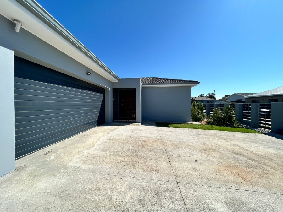 3 Bedroom Property for Sale in Fountains Estate Eastern Cape